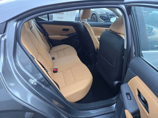 Used 2025 Nissan Sentra SV w/ SV Premium Package image 12