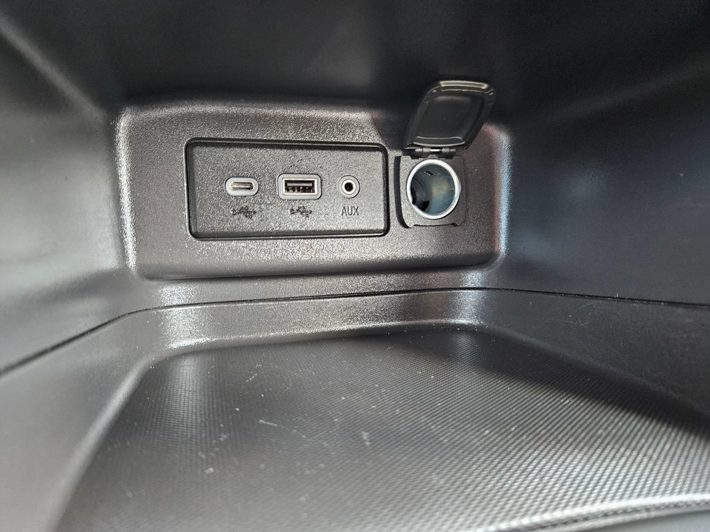 Used 2024 Chevrolet Equinox LT AWD/4WD image 33