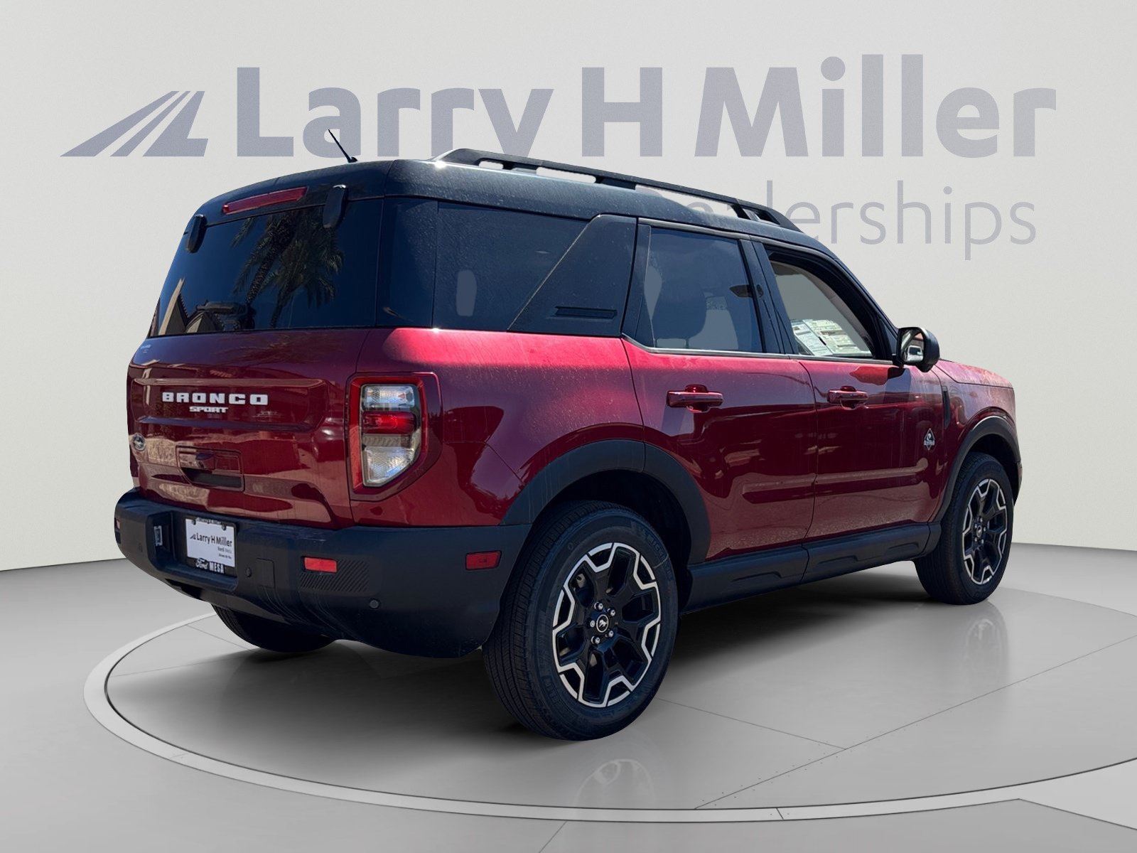 New 2025 Ford Bronco Sport Outer Banks w/ Outer Banks Tech Package+ AWD/4WD image 5