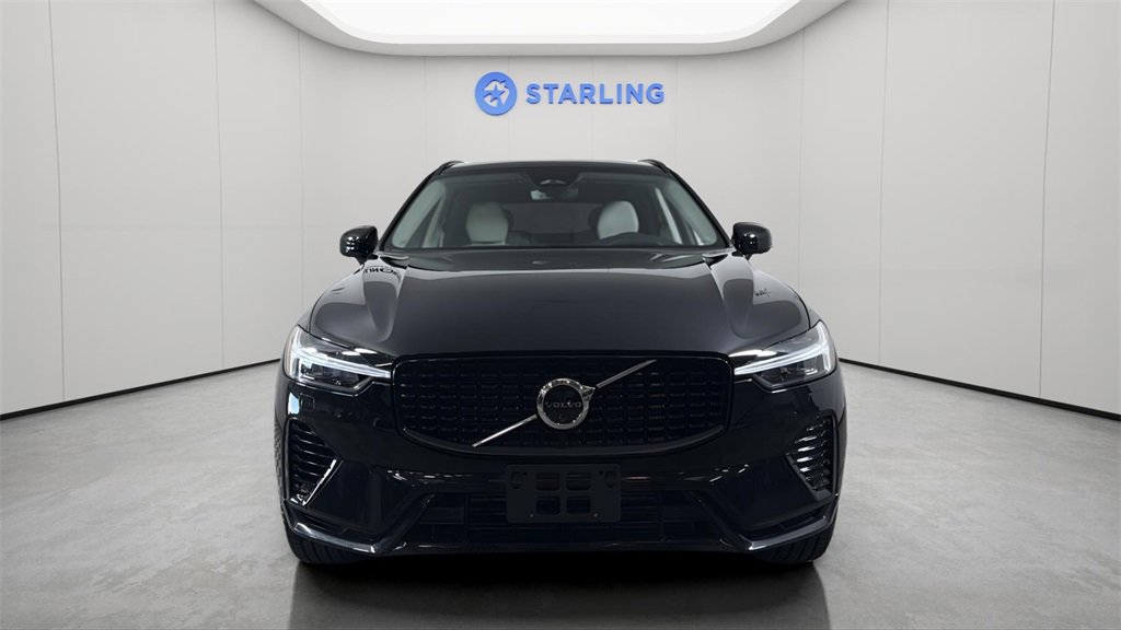 Used 2025 Volvo XC60 T8 Ultra w/ Protection Package Premier image 15