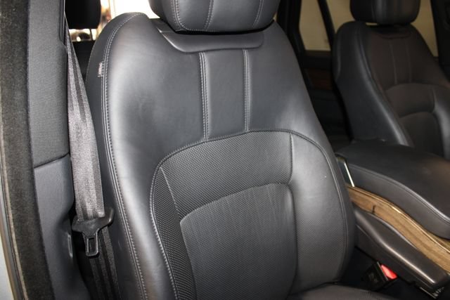 Used 2018 Land Rover Range Rover Supercharged AWD/4WD image 34