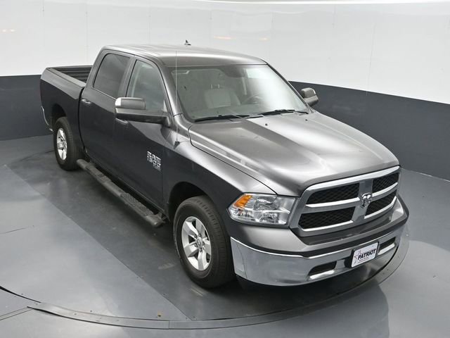 Used 2022 RAM 1500 Classic SLT w/ Electronics Group AWD/4WD image 36