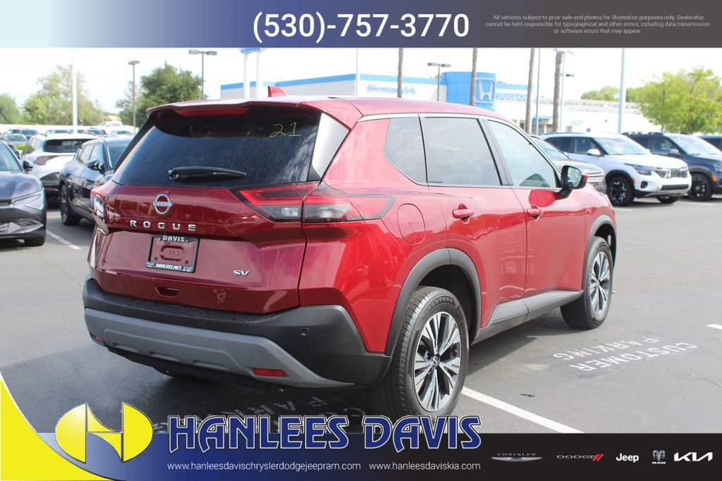 Used 2023 Nissan Rogue SV image 7