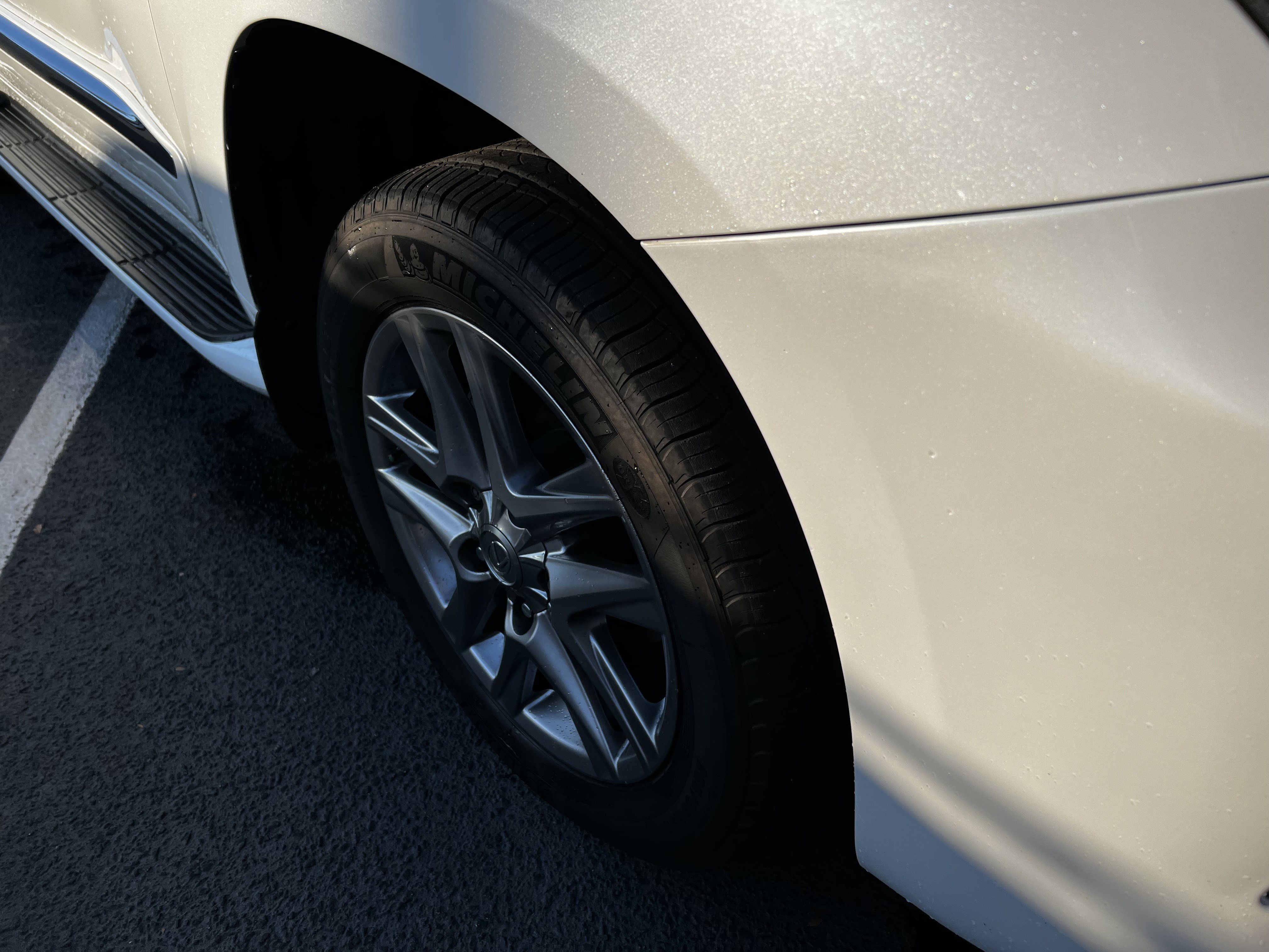 Used 2014 Lexus LX 570 4WD image 11