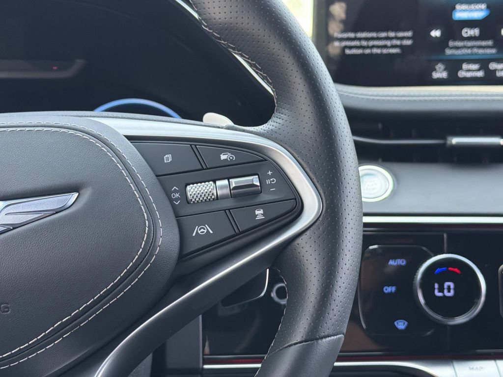Used 2023 Genesis GV70 2.5T Sport Prestige w/ Sport Prestige Package image 11