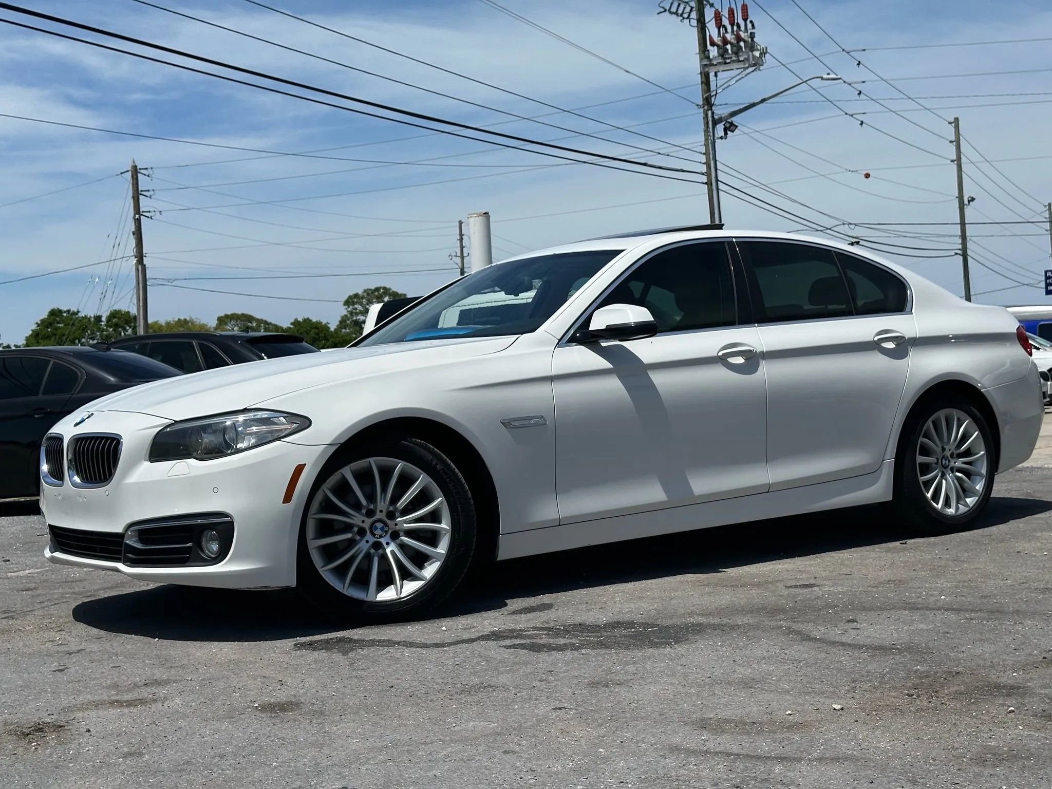 Used 2014 BMW 528i xDrive Sedan AWD/4WD image 6