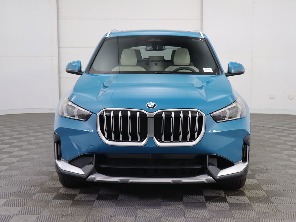 Used 2025 BMW X1 xDrive28i w/ Convenience Package image 3