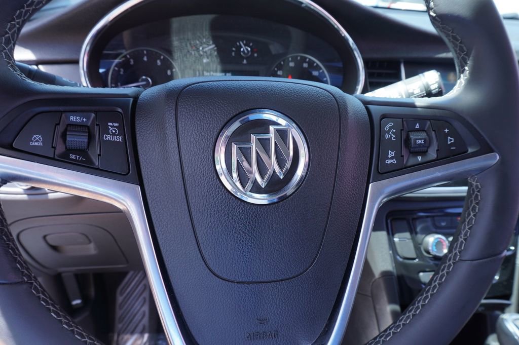 Used 2020 Buick Encore Preferred FWD image 17