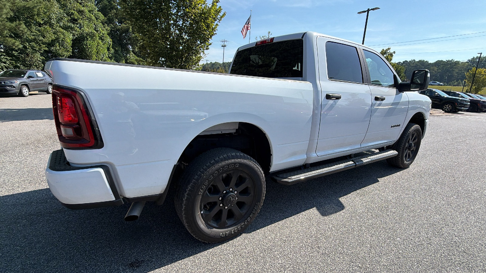 Used 2025 RAM 2500 Big Horn AWD/4WD image 8