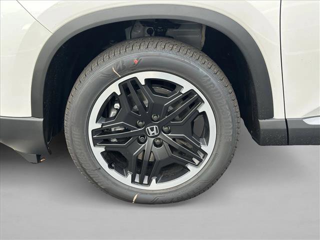 Certified 2026 Honda Pilot image 10