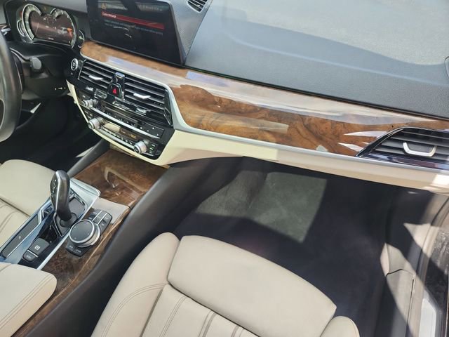 Used 2017 BMW 540i RWD image 28
