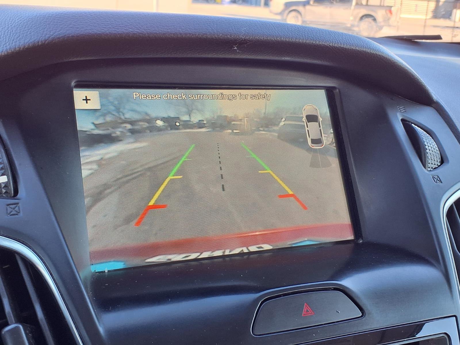 Used 2018 Ford Focus Titanium image 11