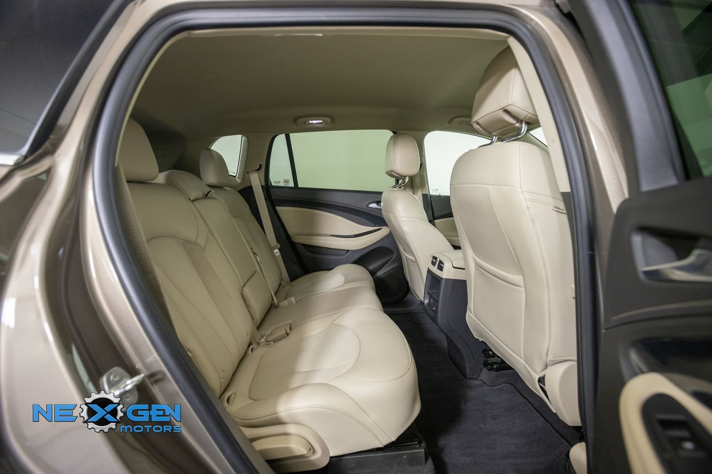 Used 2018 Buick Envision Preferred FWD image 34