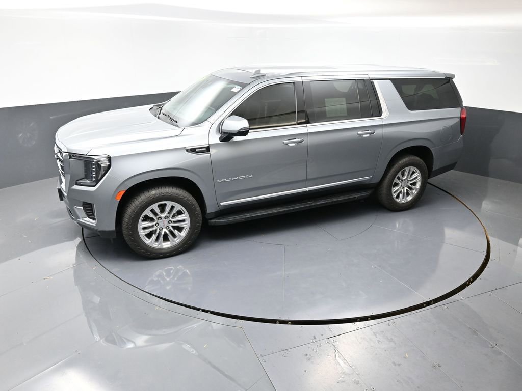 Used 2023 GMC Yukon XL SLT image 48