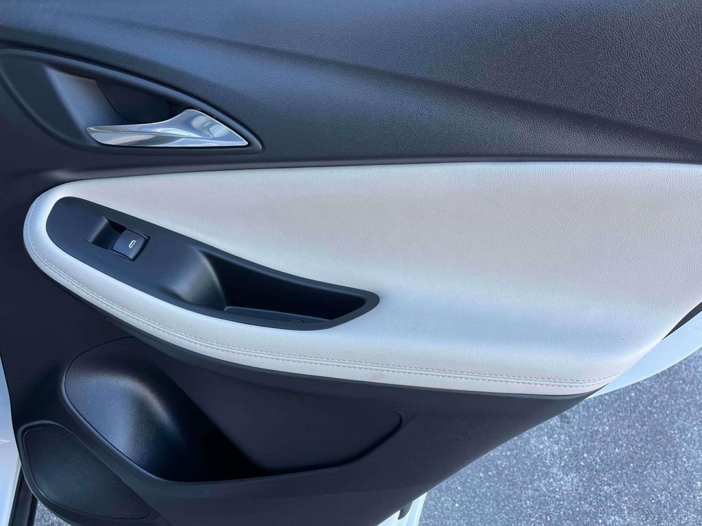 Certified 2023 Buick Encore GX Select w/ Safety Package II image 18