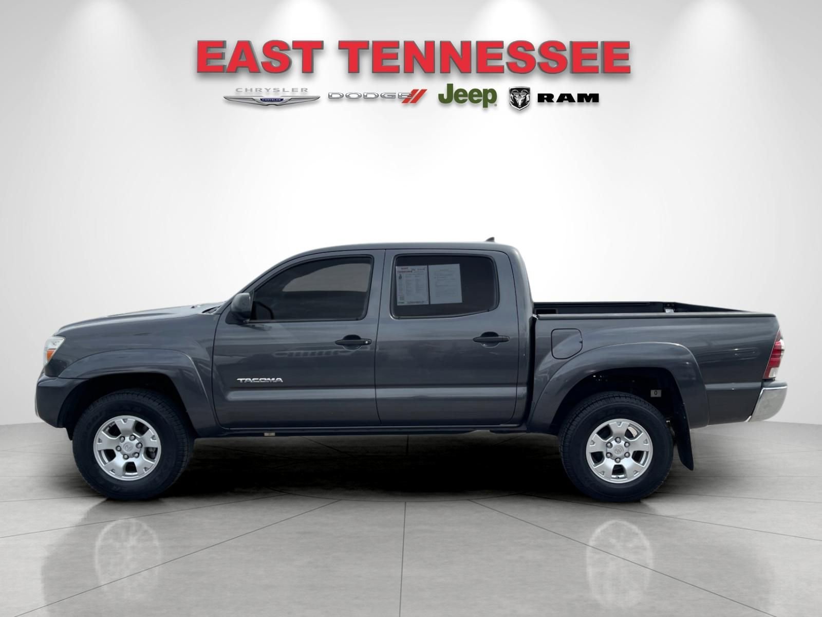 Used 2012 Toyota Tacoma PreRunner w/ SR5 Pkg RWD image 6