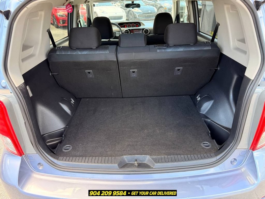 Used 2012 Scion xB FWD image 28