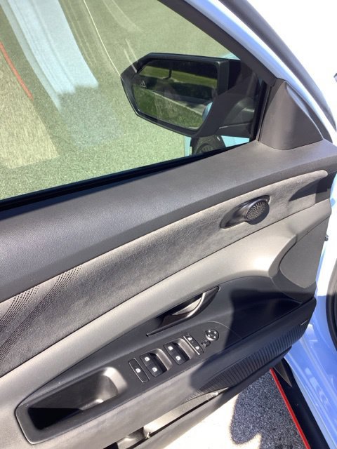 Certified 2025 Hyundai Elantra N FWD image 18