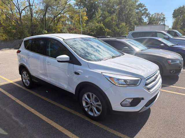 Used 2019 Ford Escape SE AWD/4WD image 2