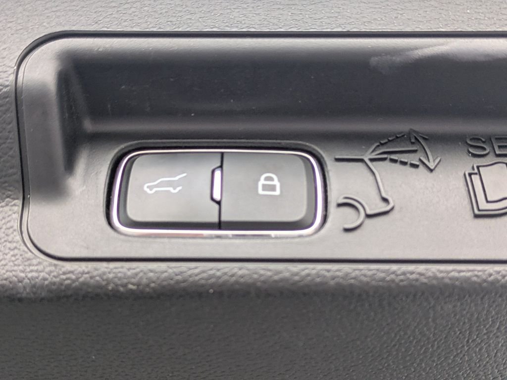 Used 2024 Ford Explorer ST w/ Equipment Group 401A AWD/4WD image 15