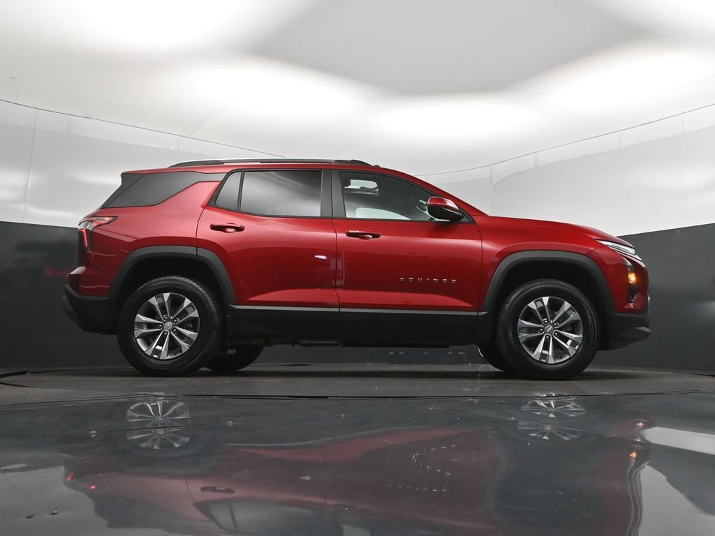 New 2026 Chevrolet Equinox LT w/ Convenience Package II FWD image 43
