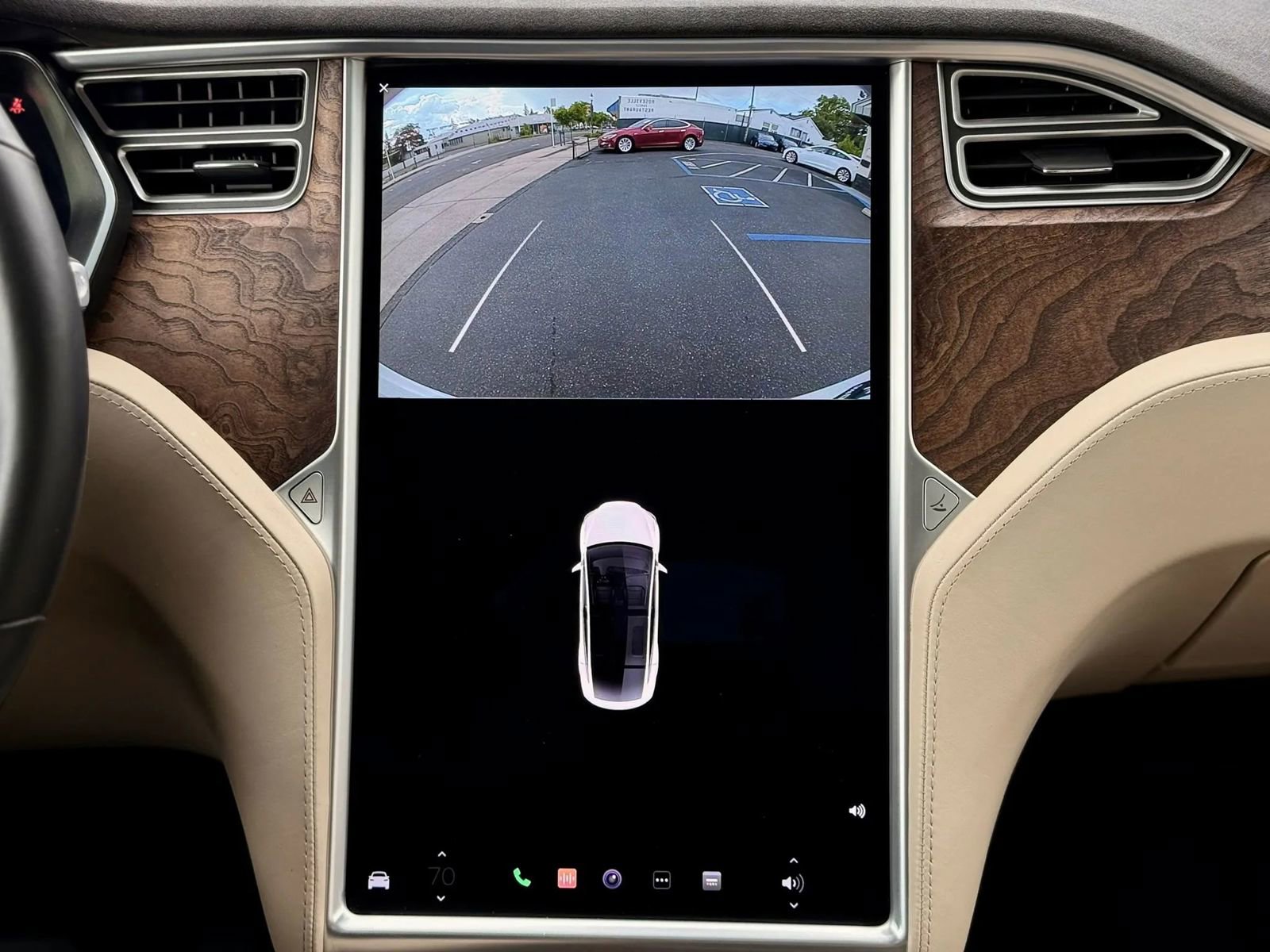 Used 2016 Tesla Model X 90D image 17