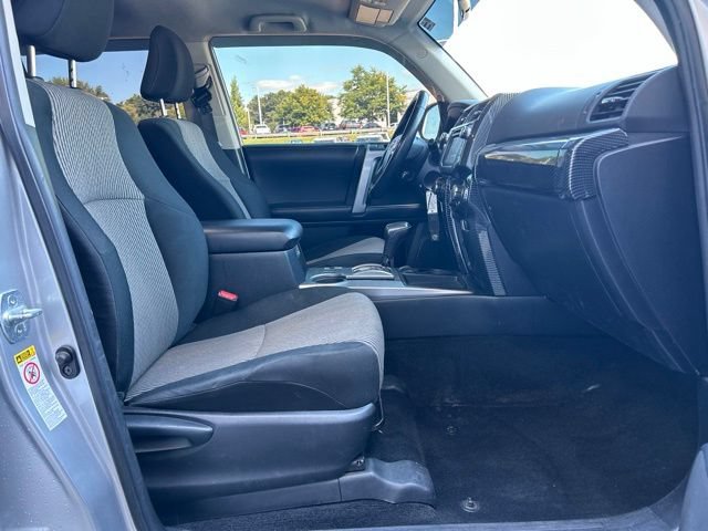 Used 2016 Toyota 4Runner SR5 RWD image 23