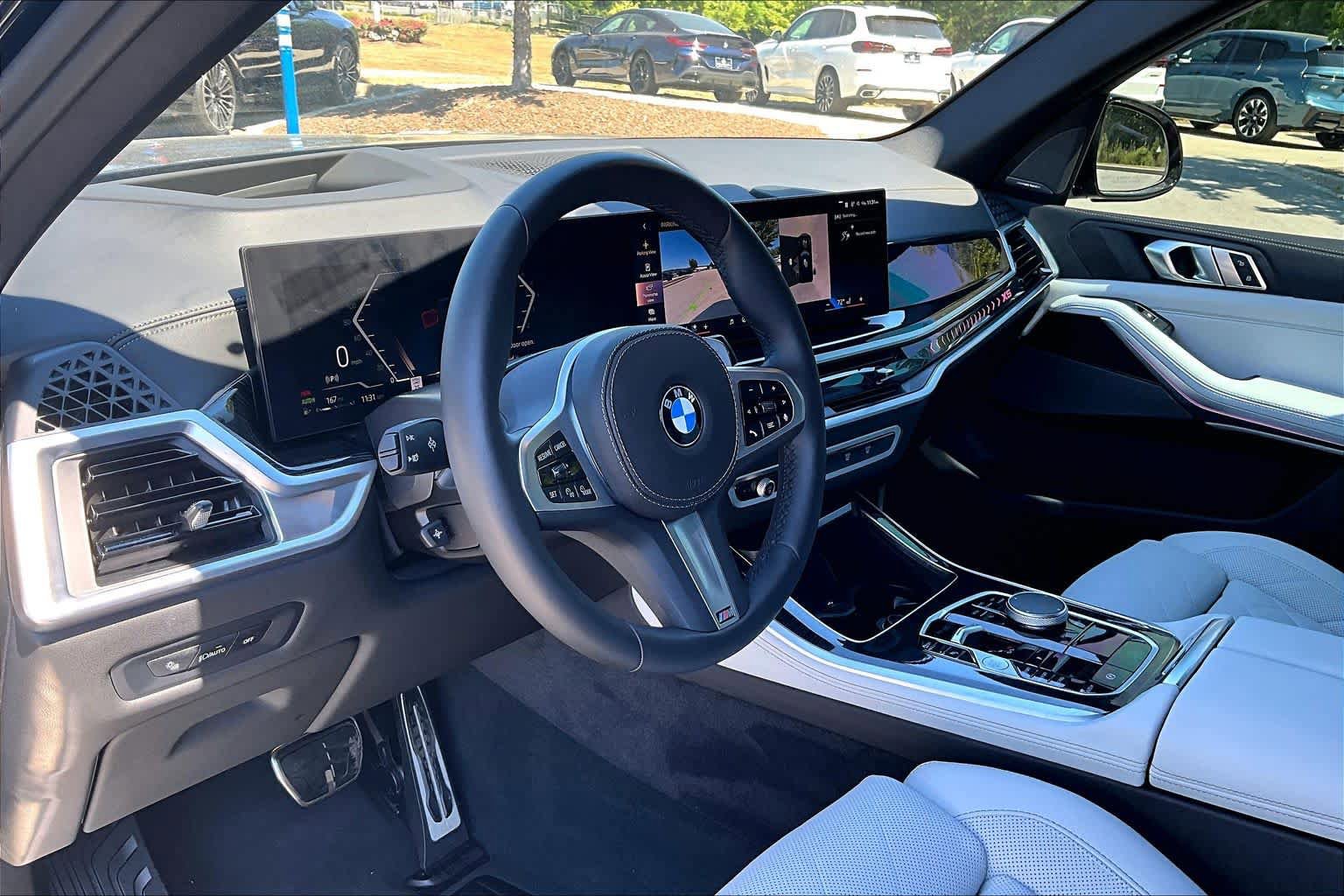 Used 2026 BMW X5 sDrive40i w/ M Sport Package RWD image 17