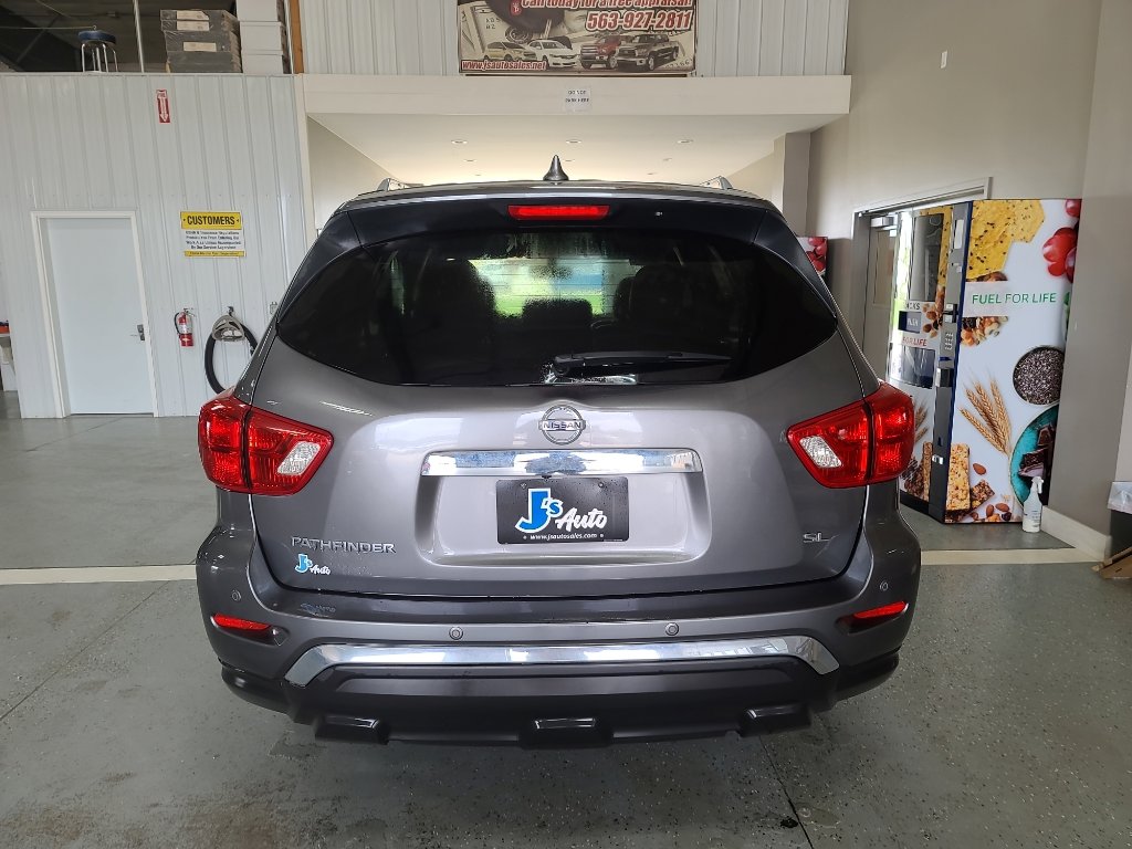 Used 2020 Nissan Pathfinder SL FWD image 6
