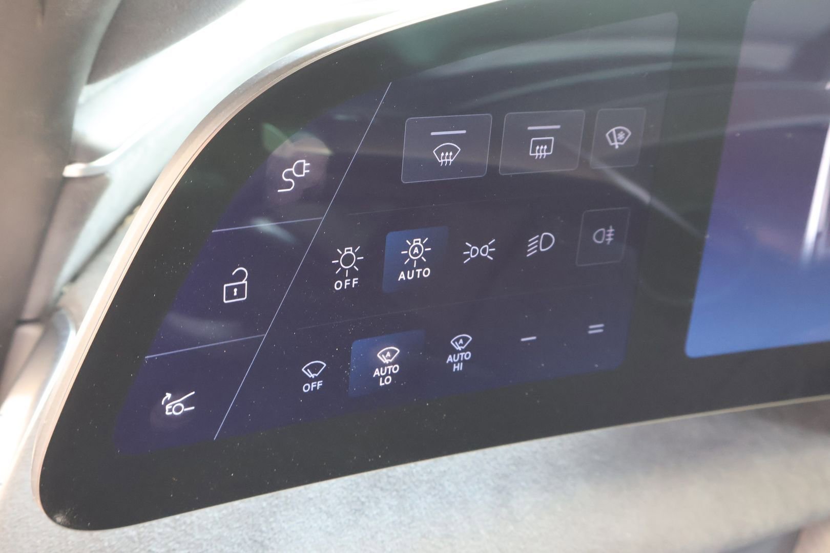 Used 2022 Lucid Air Grand Touring image 29