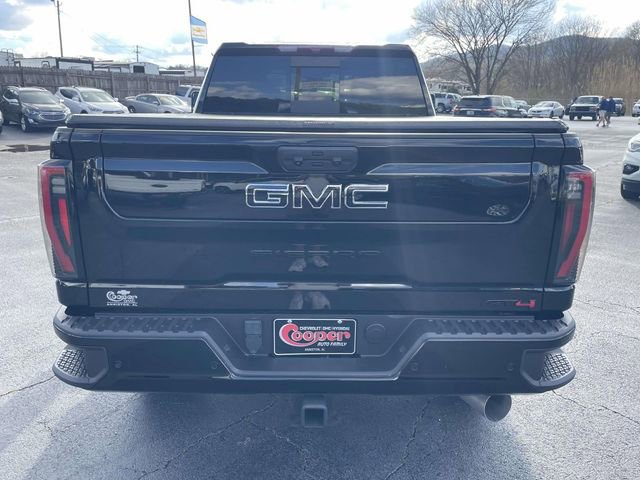 Certified 2024 GMC Sierra 2500 AT4 w/ AT4 Preferred Package image 3