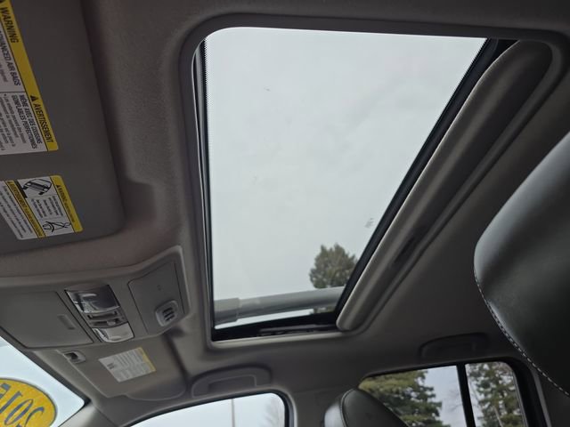 Used 2015 Nissan Frontier PRO-4X w/ Pro-4x Luxury Package image 29