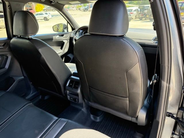Used 2021 Volkswagen Tiguan SE R-Line AWD/4WD image 71