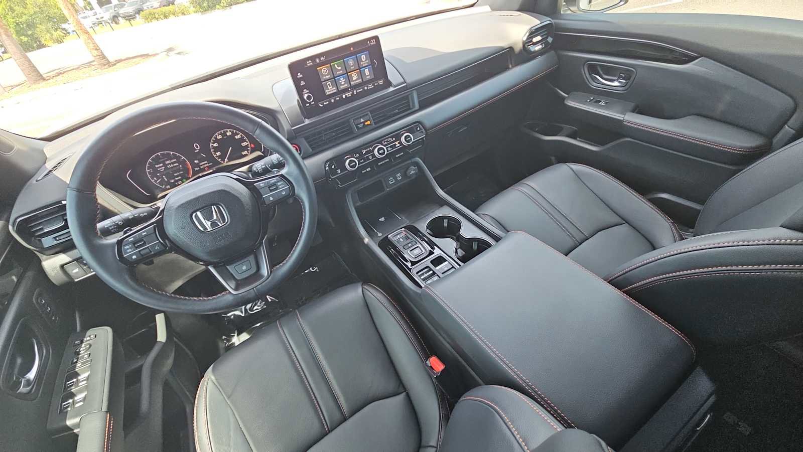 Used 2023 Honda Pilot TrailSport image 23