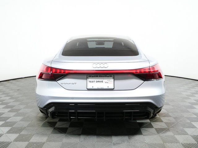 Used 2023 Audi e-tron GT Prestige w/ Prestige Package image 27