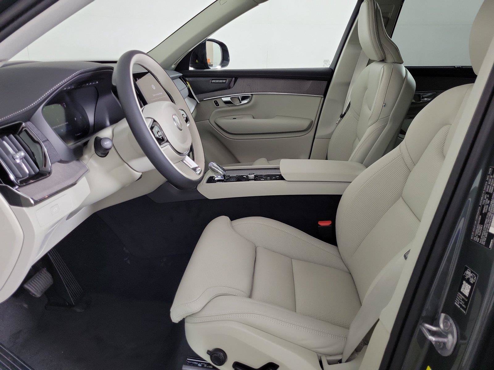 New 2027 Volvo XC90 B6 Ultra AWD/4WD image 22
