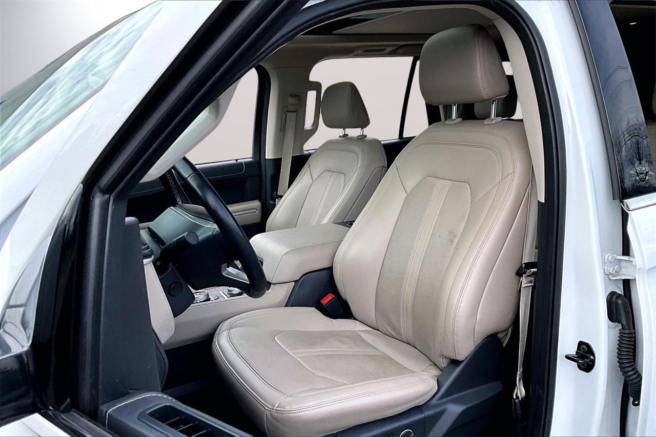 Used 2024 Ford Expedition Max Limited image 22