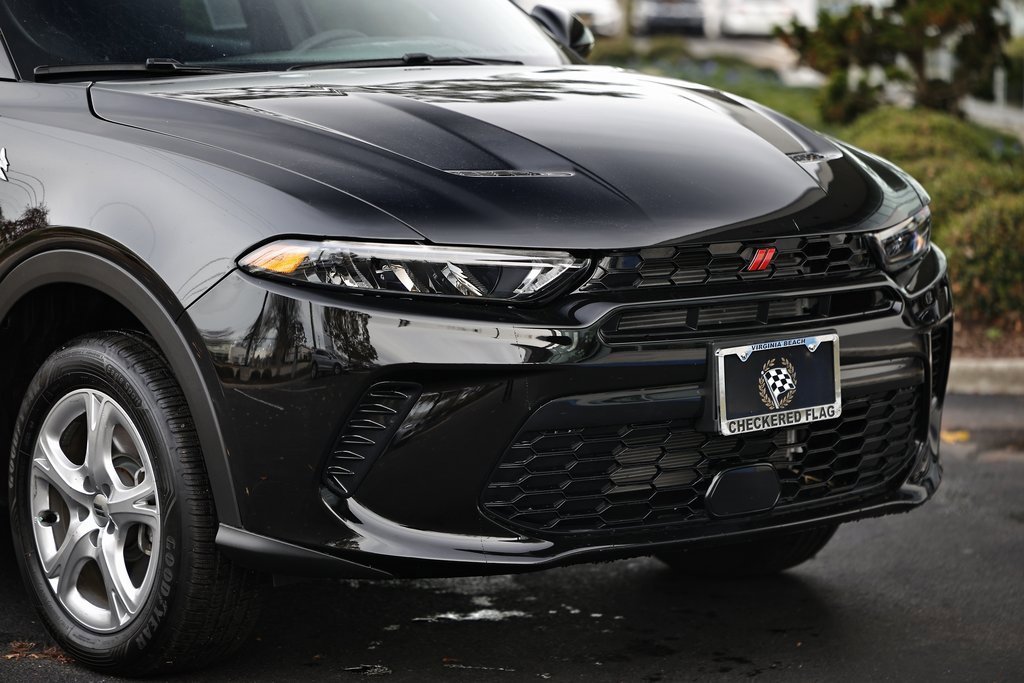 Used 2024 Dodge Hornet GT w/ Cold Weather Group image 2