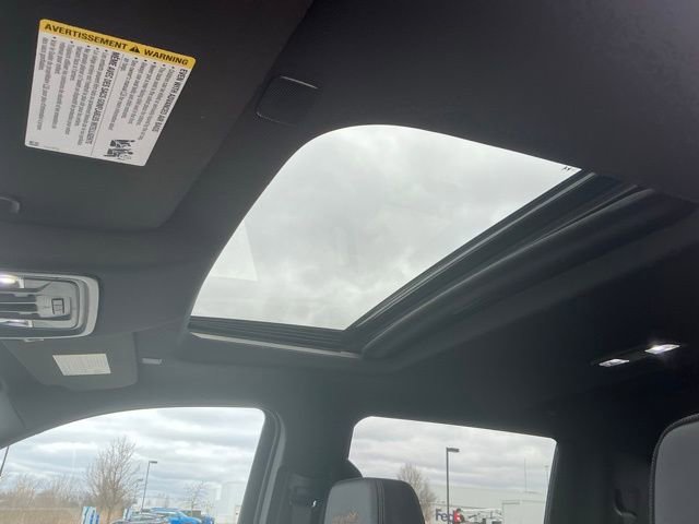 Used 2024 Chevrolet Silverado 1500 High Country w/ High Country Premium Package image 33