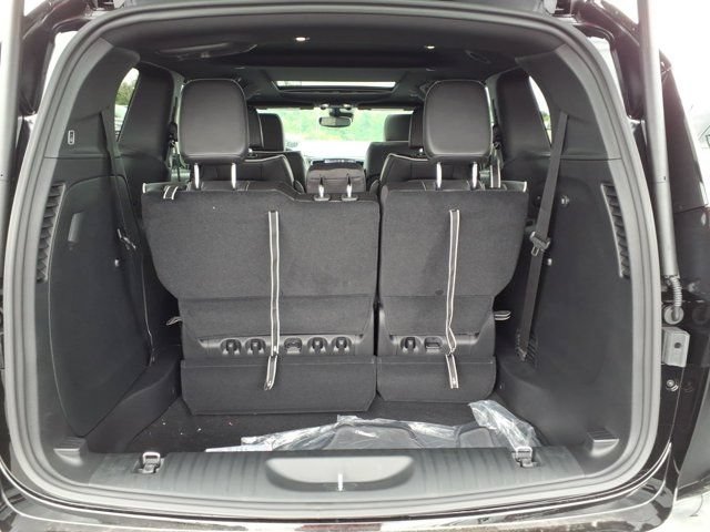 New 2027 Chrysler Pacifica Limited AWD/4WD image 19