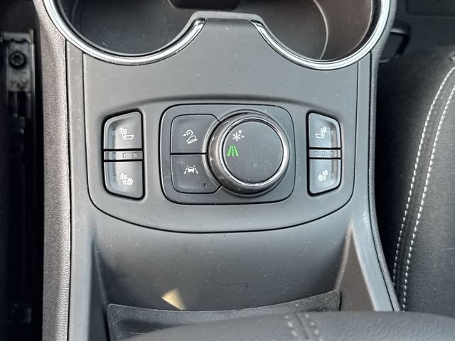 Used 2024 GMC Terrain SLE w/ Driver Convenience Package FWD image 33