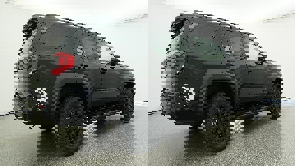 New 2026 Toyota 4Runner SR5 AWD/4WD image 5