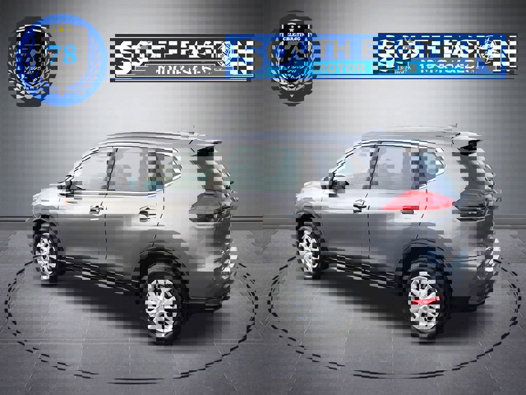 Used 2017 Nissan Rogue S image 8