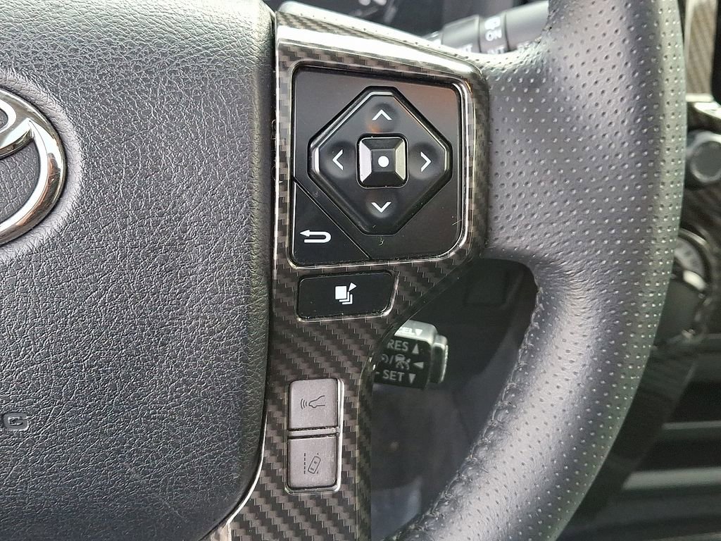 Used 2022 Toyota 4Runner SR5 Premium w/ Moonroof Package image 24