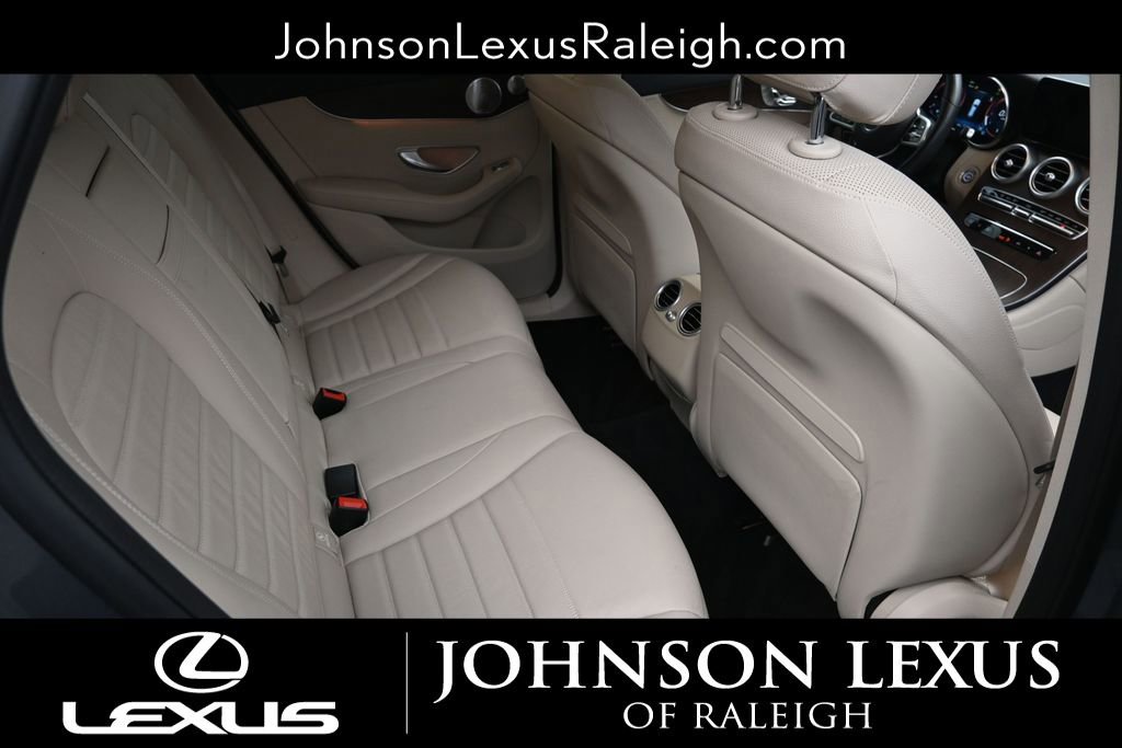 Used 2020 Mercedes-Benz GLC 300 4MATIC image 11