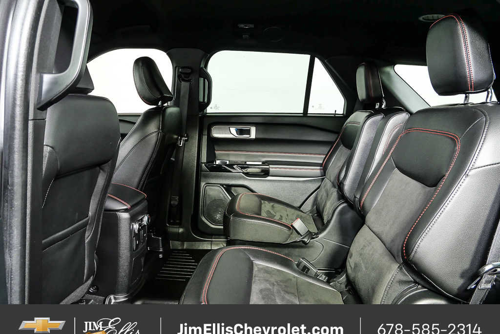 Used 2023 Ford Explorer ST-Line w/ Class IV Trailer Tow Package RWD image 19
