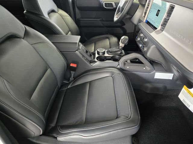 New 2025 Ford Bronco Outer Banks w/ Sasquatch Package image 11