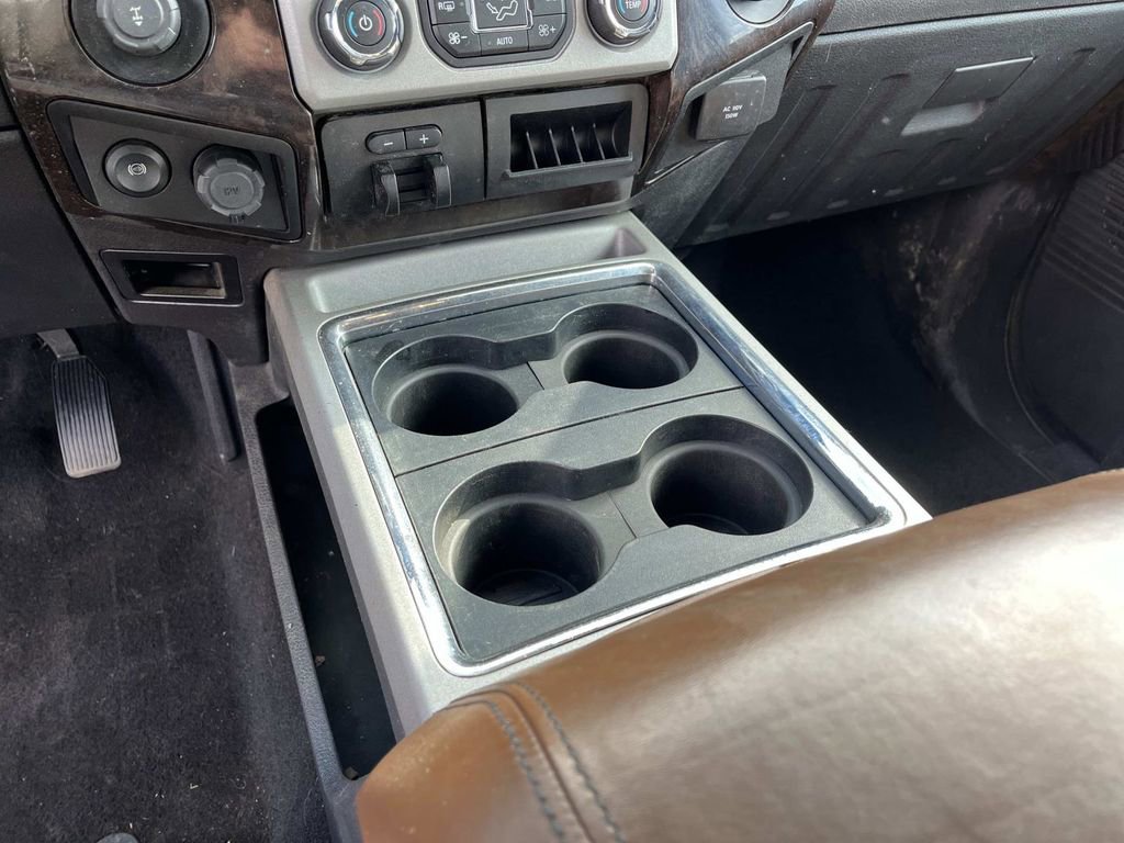 Used 2015 Ford F350 Platinum image 31