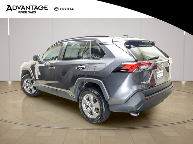 Certified 2022 Toyota RAV4 XLE AWD/4WD image 5