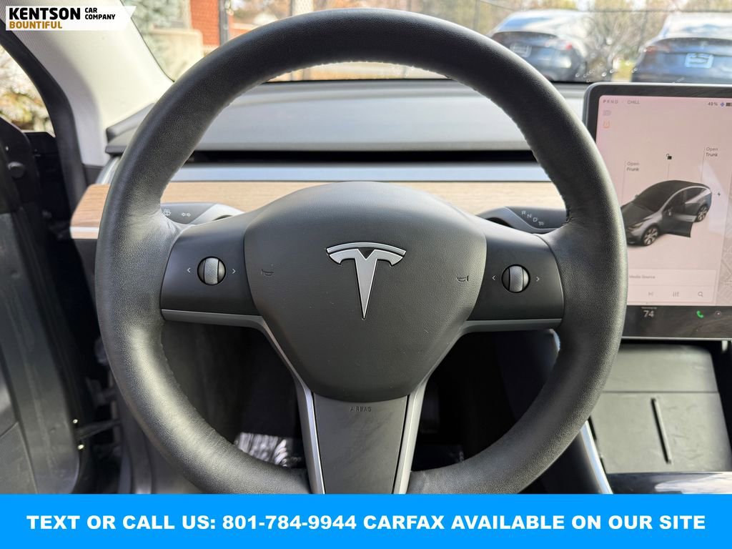 Used 2021 Tesla Model Y Long Range image 16